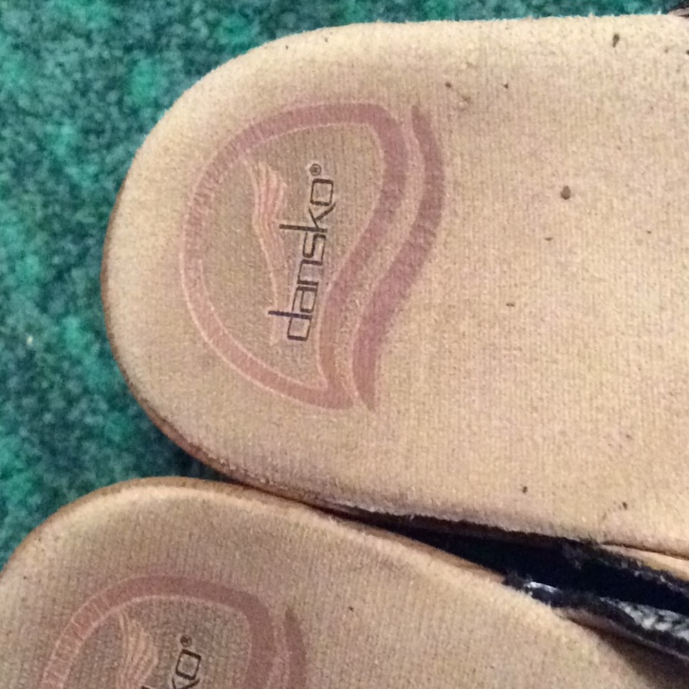 Clogs - Picture 2 of 2